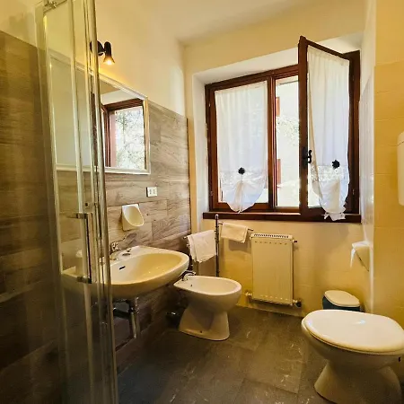 San Luigi - & Couette-café 3*