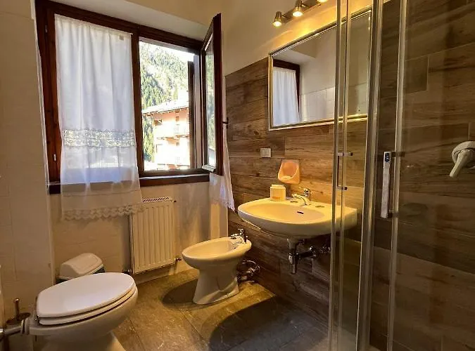 San Luigi - & 3* Campodolcino